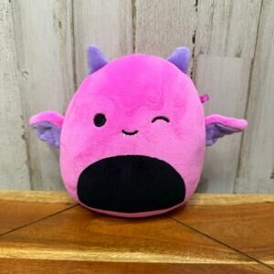Squishmallows Wakisha Winking‎ Devil Neon Pink Plush Small 6”